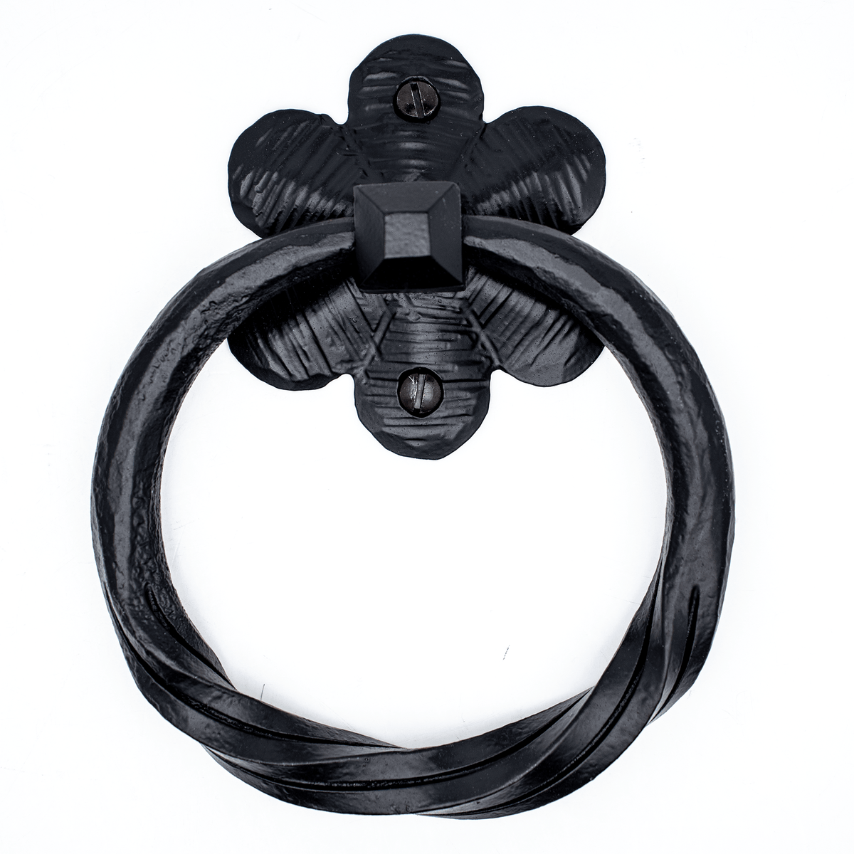 garage cast colonial elegance decoraciones estilo american pro adornos la puerta principal handles chests pull handle lift country dresser drawer ring pulls mount hammered and hope jaladeras cajones manijas old pasadores refined cabinet sliding knobs